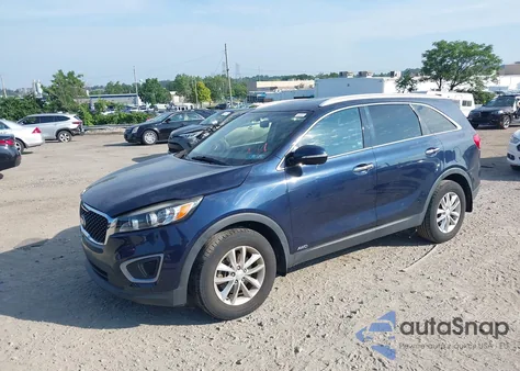 2016 Kia Sorento 2.4L Lx z USA, uszkodzony, nr VIN 5XYPGDA37GG087216